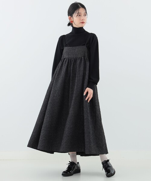 CAROLINA GLASER（カロリナ グレイサー）の「タートルネックニット（ニット/セーター・レディース・ベージュ/ブラック・ONE SIZE）」の16枚目の写真