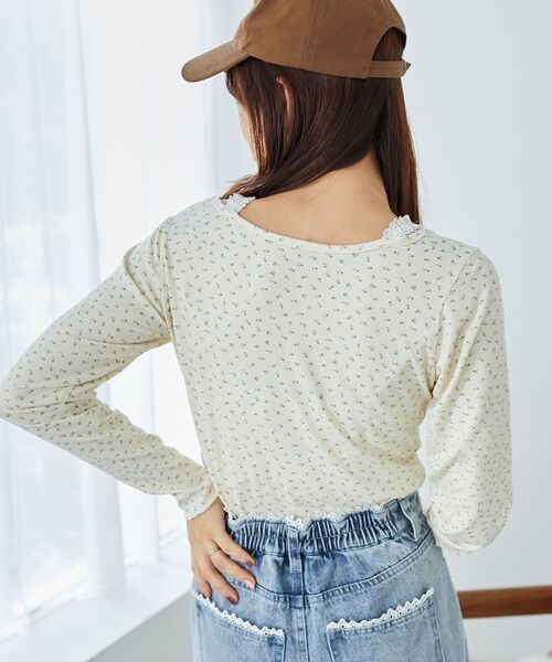 MAJESTIC LEGON(マジェスティックレゴン)の「フロントギャザーフリルトップス(Tシャツ/カットソー・レディース・ブラック/グレー/ホワイト系その他2・MEDIUM)」の17枚目の写真