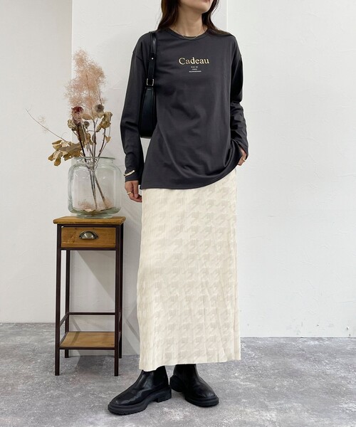 fredy emue（フレディエミュ）の「カットコールタイトスカート（スカート・レディース・ホワイト系その他/ベージュ/ブラック/ブラック系その他・38）」の20枚目の写真