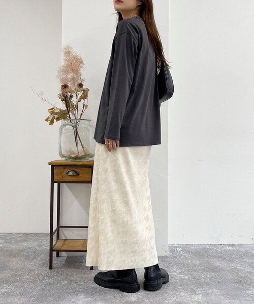 fredy emue（フレディエミュ）の「カットコールタイトスカート（スカート・レディース・ホワイト系その他/ベージュ/ブラック/ブラック系その他・38）」の21枚目の写真