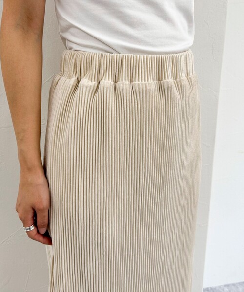 fredy emue（フレディエミュ）の「カットコールタイトスカート（スカート・レディース・ホワイト系その他/ベージュ/ブラック/ブラック系その他・38）」の14枚目の写真