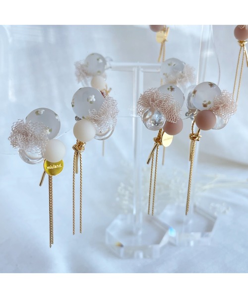 tone（トーン）の「【miuland】tutu flower【ノット】(MA)（イヤリング・レディース・ホワイト/ブラウン・FREE）」の4枚目の写真
