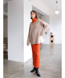 back tuck volume knit