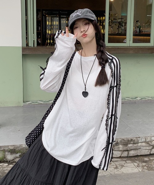 Mejoul(メジュール)の「サイドラインレースリボン付き オーバーサイズロンT(Tシャツ/カットソー・レディース・ネイビー/ブラック/ホワイト・F)」の10枚目の写真