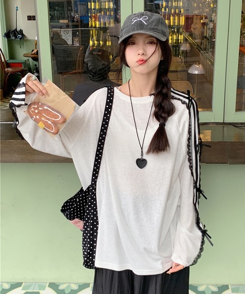 Mejoul(メジュール)の「サイドラインレースリボン付き オーバーサイズロンT(Tシャツ/カットソー・レディース・ネイビー/ブラック/ホワイト・F)」の11枚目の写真