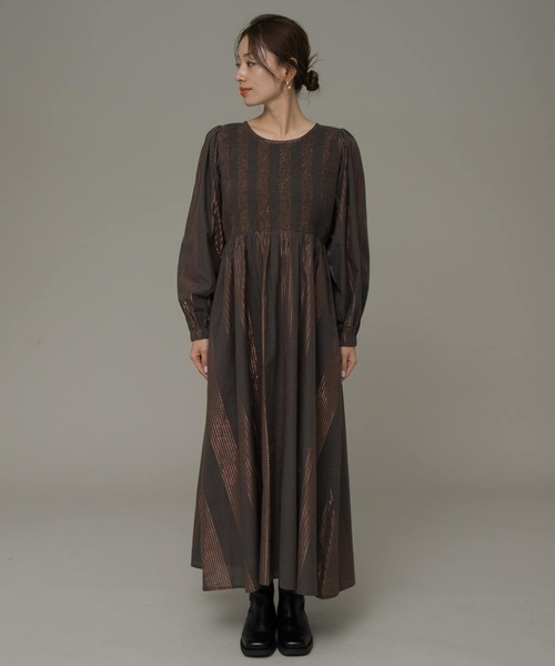 URBAN RESEARCH Sonny Label（アーバンリサーチサニーレーベル）の「シャーリングシャイニーチェックワンピース（ワンピース・レディース・ベージュ系その他/ブラック系その他・FREE）」の17枚目の写真