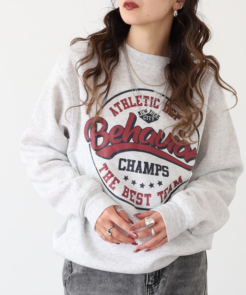 FUNALIVE（ファンアライブ）の「アメカジ裏起毛トレーナー（スウェット・メンズ・杢グレー/モカ/ネイビー/スミクロ/ブルーパープル/ライトブラック/ホワイト/ダークグリーン/ホワイト系その他/サックスブルー系/パープル系その他/ブラック/ネイビー系2/ブラック系その他/ホワイト系その他2/ブラック系その他3/ホワイト系その他3/ネイビー系1/グレイッシュベージュ/グレー系その他/ブラック系その他2/グリーン系その他/バーガンディー/グリーン系その他2/ホワイト系その他4/ブラック系その他5/ブラック系その他4/ダークグリーン系1/ブラック系1/ブラック系その他6/ホワイト系その他5/ダークグリーン系2/ホワイト系その他6/ネイビー系3/ブラック系その他7/グレー系その他2・M/LL/L）」の5枚目の写真