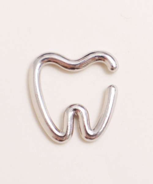 didizizi(ディディジジ)の「トゥース イヤカフ(イヤーカフ・レディース・シルバー/ゴールド・FREE)」の9枚目の写真