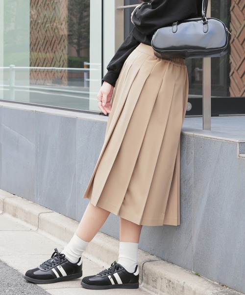 Honeys（ハニーズ）の「ミディ丈プリーツスカート（スカート・レディース・ブラック/キャメル/杢グレー・S/M/L/LL）」の3枚目の写真