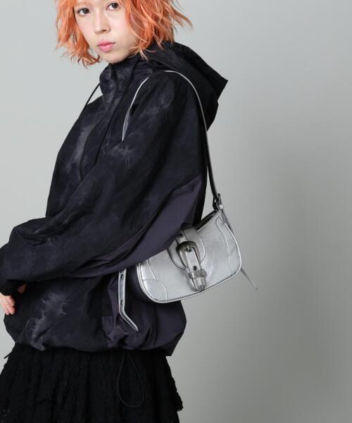 SIS（エスアイエス）の「【WEB限定】SIS/エスアイエス/バックルハンドバッグ（トートバッグ・レディース・シルバー・F）」の10枚目の写真