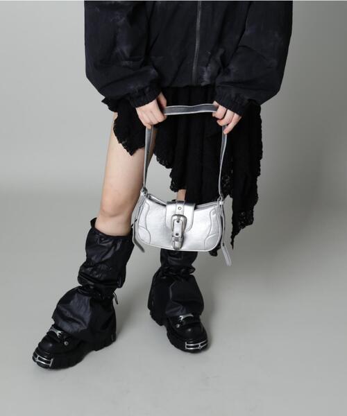 SIS（エスアイエス）の「【WEB限定】SIS/エスアイエス/バックルハンドバッグ（トートバッグ・レディース・シルバー・F）」の13枚目の写真