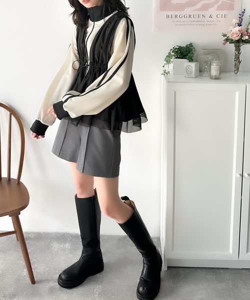 classicalelf(クラシカルエルフ)の「異素材を用いたアーバンデザイン。前後2Wayメッシュ切り替えジレベスト(ベスト・レディース・ブラック/チャコールグレー・X-LARGE/SMALL/LARGE/MEDIUM)」の3枚目の写真