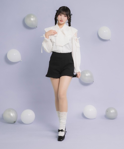 DearMyLoveRose(ディアマイラブローズ)の「フリルレースショートパンツ(その他パンツ・レディース・ブラック系その他/ブラック/ブラック系その他2/グレー系その他/グレー・LARGE/MEDIUM/LL/SMALL/3L)」の6枚目の写真