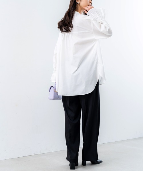 ANNA LUNA(アンナルナ)の「【ANNA LUNA】オケージョン にも◎袖の プリーツ カフス がポイントの万能 シャツ チュニック(シャツ/ブラウス・レディース・ネイビー/ブラック/オフホワイト・MEDIUM)」の8枚目の写真