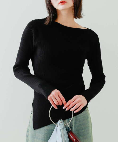 SENSE OF PLACE by URBAN RESEARCH(センスオブプレイスバイアーバンリサーチ)の「アシメデザインセーター(ニット/セーター・レディース・イエロー/アイボリー/チャコールグレー/ブラック・ONE)」の3枚目の写真