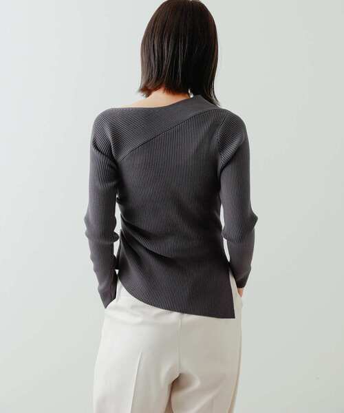 SENSE OF PLACE by URBAN RESEARCH(センスオブプレイスバイアーバンリサーチ)の「アシメデザインセーター(ニット/セーター・レディース・イエロー/アイボリー/チャコールグレー/ブラック・ONE)」の18枚目の写真