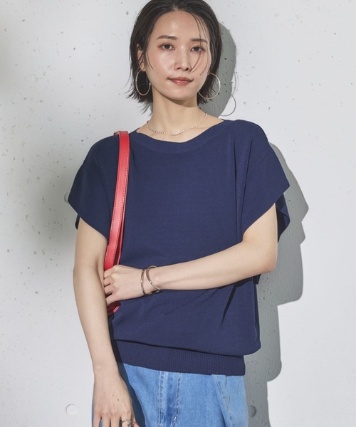 Doux archives（ドゥアルシーヴ）の「【新色追加】フレンチスリーブニット（ニット/セーター・レディース・ネイビー/ラベンダー/ブラック×ホワイト/オフホワイト/ホワイト×ブラック/グレイッシュベージュ/ダークブラウン/ブルー/シアン・FREE）」の6枚目の写真