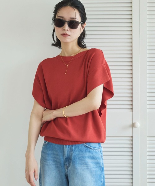 Doux archives(ドゥアルシーヴ)の「【名品】【新色追加】フレンチスリーブニット(ニット/セーター・レディース・ネイビー/ラベンダー/ブラック×ホワイト/オフホワイト/ホワイト×ブラック/グレイッシュベージュ/ダークブラウン/ブルー/シアン/杢グレー/レッド/グリーン/マスタード・FREE)」の13枚目の写真
