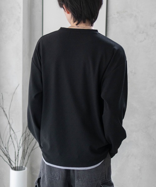 URBAN COLLECTION(アーバンコレクション)の「URBAN COLLECTION 梨地 フェイクレイヤードロンT(Tシャツ/カットソー・メンズ・ブラック/ブルーグレー/グレイッシュベージュ・S/M/L/XL)」の9枚目の写真