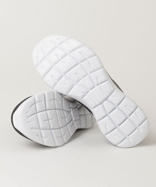 SKECHERS(スケッチャーズ)の「スケッチャーズ SUMMITS-EVERYDAY SET(スニーカー・レディース・ブラック・24.5cm/23.0cm/24.0cm/25.0cm/23.5cm)」の3枚目の写真
