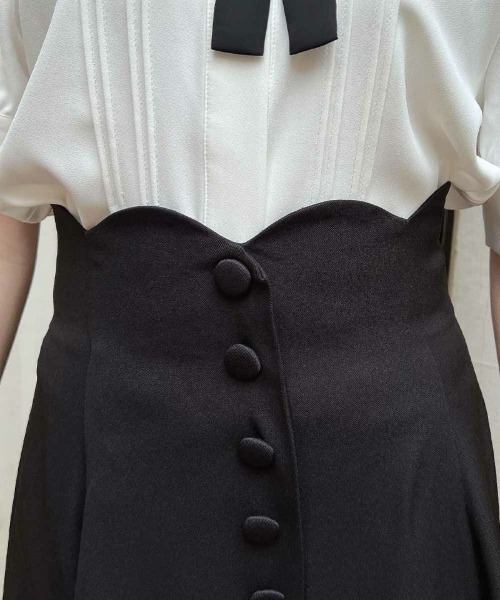 an another angelus（アンアナザーアンジェラス）の「ハイウエストスカラップフレアースカート/ fint　フィント（スカート・レディース・ライトブルー/レッド/ブルーグリーン/ブラック/ミント・2/1）」の12枚目の写真