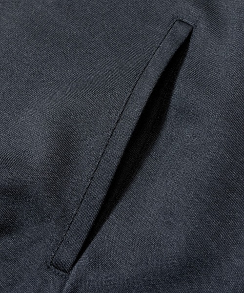 GALLIS ADDICTION(ガリスアディクション)の「GA BACK-LOGO ZIP HOODIE(スウェット・メンズ・ブラック/グレー・M/L)」の9枚目の写真