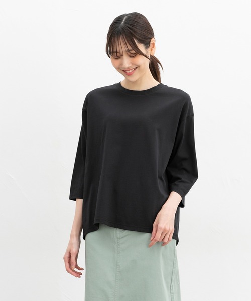 Honeys(ハニーズ)の「【ハニさら・接触冷感・UVカット】きれいめ7分袖Tシャツ(Tシャツ/カットソー・レディース・パープル/ブラック/サックスブルー/グレイッシュベージュ/オフホワイト・LL/L/S/M)」の11枚目の写真
