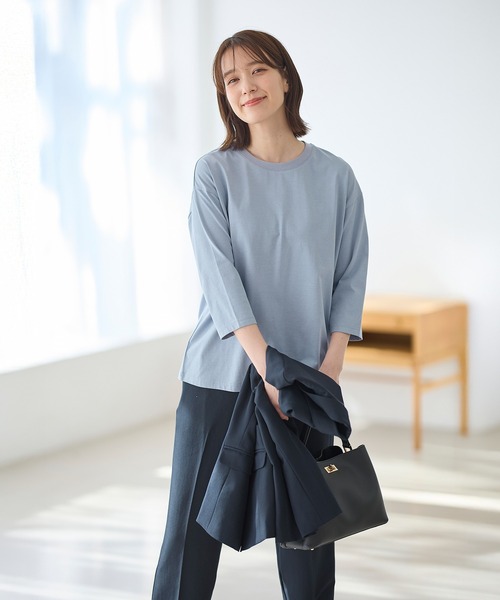 Honeys(ハニーズ)の「【ハニさら・接触冷感・UVカット】きれいめ7分袖Tシャツ(Tシャツ/カットソー・レディース・パープル/ブラック/サックスブルー/グレイッシュベージュ/オフホワイト・LL/L/S/M)」の14枚目の写真