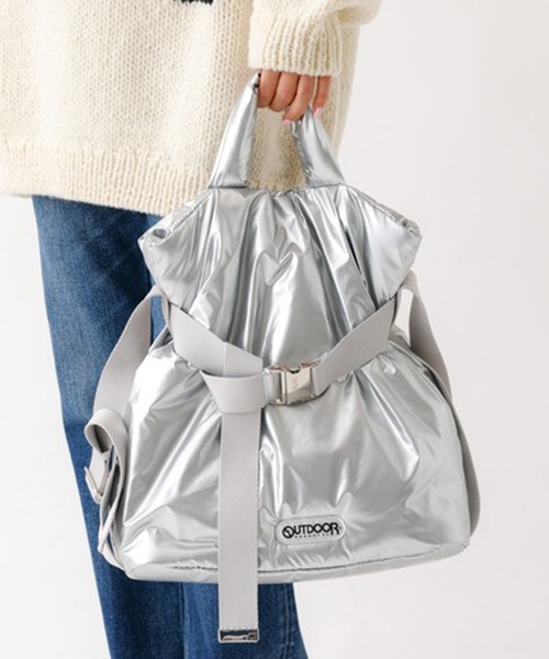 OUTDOOR PRODUCTS（アウトドアプロダクツ）の「【OUTDOOR PRODUCTS】2way Belt Tote [M]（ショルダーバッグ・レディース・ブラック/ホワイト/ブルー/シルバー/チャコール/ブラウン/オレンジ・M）」の7枚目の写真
