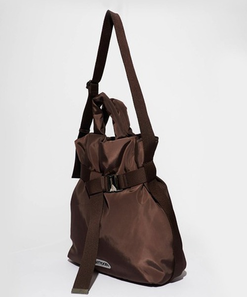 OUTDOOR PRODUCTS（アウトドアプロダクツ）の「【OUTDOOR PRODUCTS】2way Belt Tote [M]（ショルダーバッグ・レディース・ブラック/ホワイト/ブルー/シルバー/チャコール/ブラウン/オレンジ・M）」の10枚目の写真