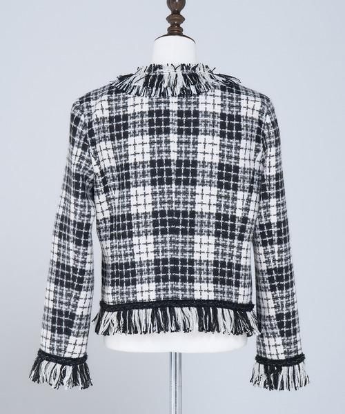 emiriawiz(エミリアウィズ)の「Fringe Tweed Jacket(ノーカラージャケット・レディース・ホワイト×ブラック・MEDIUM/SMALL)」の11枚目の写真