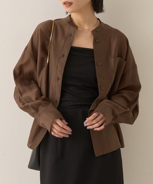 Rouge vif Anna（ルージュヴィフアンナ）の「ポケット付きシアーシャツ（シャツ/ブラウス・レディース・モカ/ラベンダー/セージグリーン/オフホワイト/ベージュ/ブラウン/ワイン・フリー）」の3枚目の写真