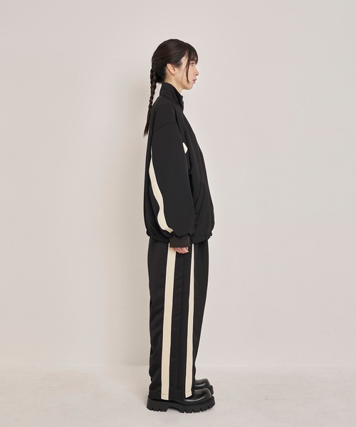 新品Nora Lilyノラリリーナイロンブルゾン Nylon track top Nora Lily】Oversilhouette Line Track Jacket（Tシャツ