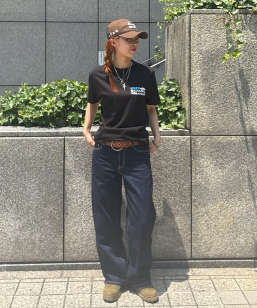 Oriens JOURNAL STANDARD（オリエンス ジャーナルスタンダード）の「ワイドベーシックデニム（デニムパンツ・レディース・ブルー系その他/ブラック/サックスブルー・38/36）」の17枚目の写真