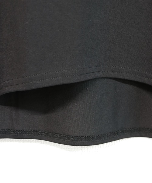 attiree(アティレー)の「【無地】【UVカット】ボリューム袖長袖Tシャツ(Tシャツ/カットソー・レディース・ブラック/ホワイト・FREE)」の4枚目の写真