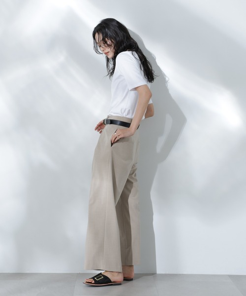 NANO universe(ナノユニバース)の「Anti Soaked(R) 汗染み防止ボートネックTシャツ(Tシャツ/カットソー・レディース・ホワイト/ブラック/カーキ/チャコール・S/M/L)」の17枚目の写真