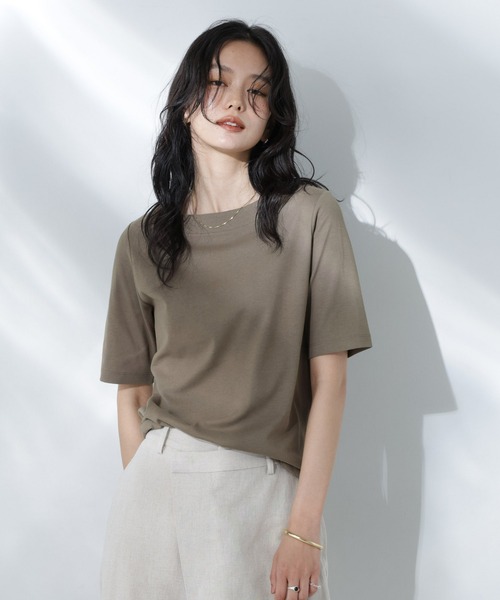 NANO universe(ナノユニバース)の「Anti Soaked(R) 汗染み防止ボートネックTシャツ(Tシャツ/カットソー・レディース・ホワイト/ブラック/カーキ/チャコール・S/M/L)」の18枚目の写真