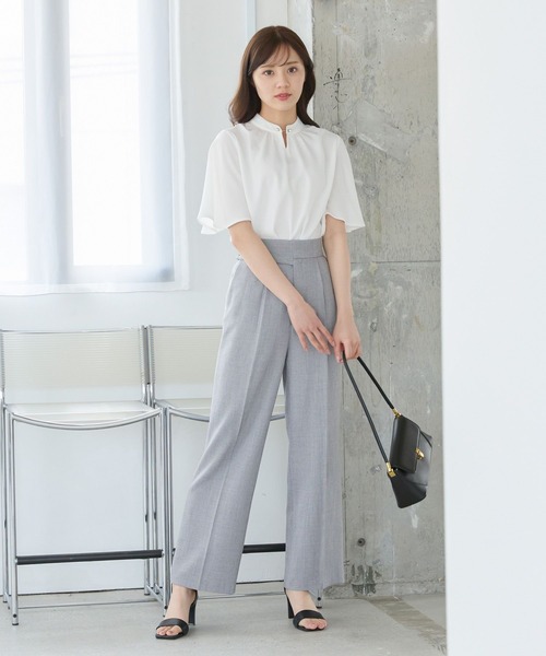 Andemiu（アンデミュウ）の「アサチョウストレートパンツ450906（スラックス・レディース・ベージュ/ブラウン/グレー・SMALL/MEDIUM）」の10枚目の写真