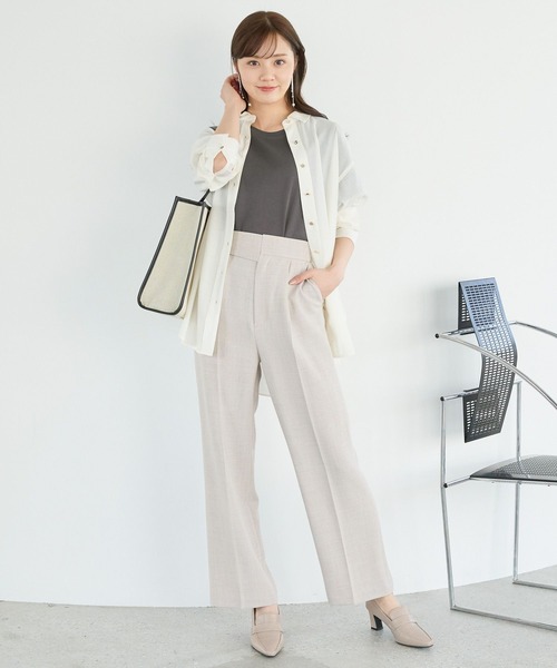 Andemiu（アンデミュウ）の「アサチョウストレートパンツ450906（スラックス・レディース・ベージュ/ブラウン/グレー・SMALL/MEDIUM）」の4枚目の写真