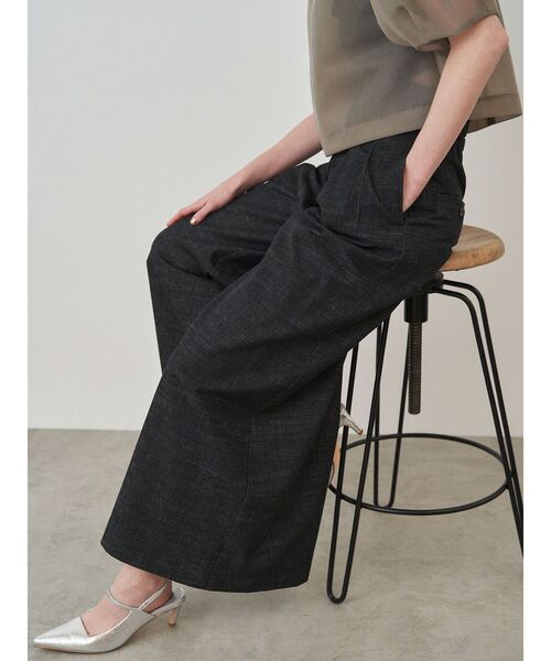 ELENDEEK（エレンディーク）の「ハイウエストワイドパンツ（その他パンツ・レディース・ブラウン/ブラック・02/01）」の4枚目の写真