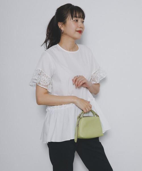 F by ROSSO(エフバイロッソ)の「フラワーレースブラウス(シャツ/ブラウス・レディース・ベージュ/オフホワイト・FREE)」の5枚目の写真