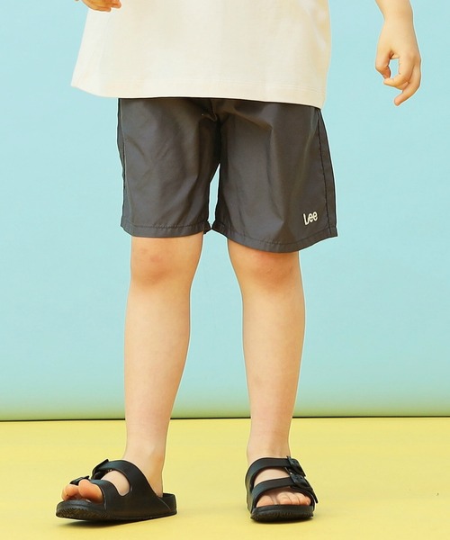 Lee（リー）の「Lee/リー【110-150cm】キッズ 【親子コーデ】ライトオンス アスレチックショーツ（その他パンツ・キッズ・チャコールグレー/ブラック/レッド/グリーン・150/110/130/140/120）」の2枚目の写真