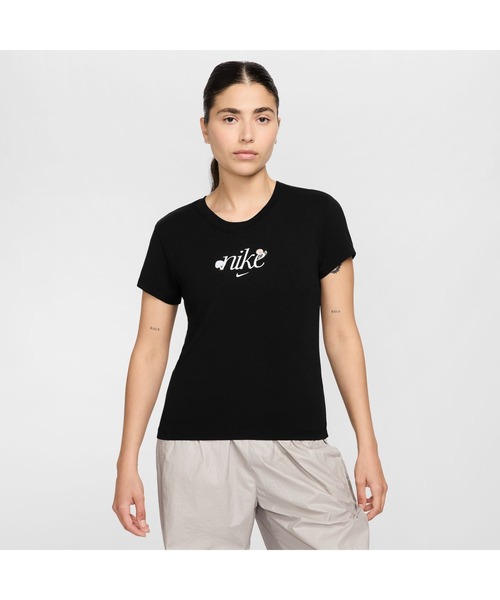 NIKE（ナイキ）の「ナイキ NIKE ナイキ  NSW NK チル EDAY ニット S/S Tシャツ（Tシャツ/カットソー・レディース・ブラック/ブルー・S/M/L）」の2枚目の写真