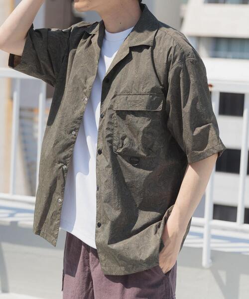 ITEMS URBANRESEARCH（アイテムズ アーバンリサーチ）の「『セットアップ対応』Nylon Paisley Short-Sleeve Shirts（シャツ/ブラウス・メンズ・ブラック/カーキ/ブラウン・MEDIUM/LARGE）」の4枚目の写真
