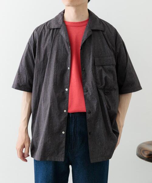 ITEMS URBANRESEARCH（アイテムズ アーバンリサーチ）の「『セットアップ対応』Nylon Paisley Short-Sleeve Shirts（シャツ/ブラウス・メンズ・ブラック/カーキ/ブラウン・MEDIUM/LARGE）」の18枚目の写真