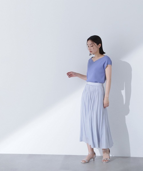 NATURAL BEAUTY BASIC(ナチュラルビューティーベーシック)の「◇総針ベーシックシリーズ ニュアンスネックニット(ニット/セーター・レディース・チャコールグレー/ブルー/ベージュ・FREE)」の21枚目の写真