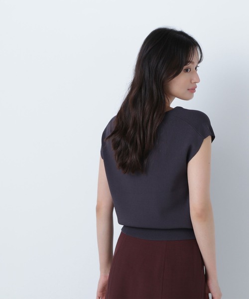 NATURAL BEAUTY BASIC(ナチュラルビューティーベーシック)の「◇総針ベーシックシリーズ ニュアンスネックニット(ニット/セーター・レディース・チャコールグレー/ブルー/ベージュ・FREE)」の9枚目の写真