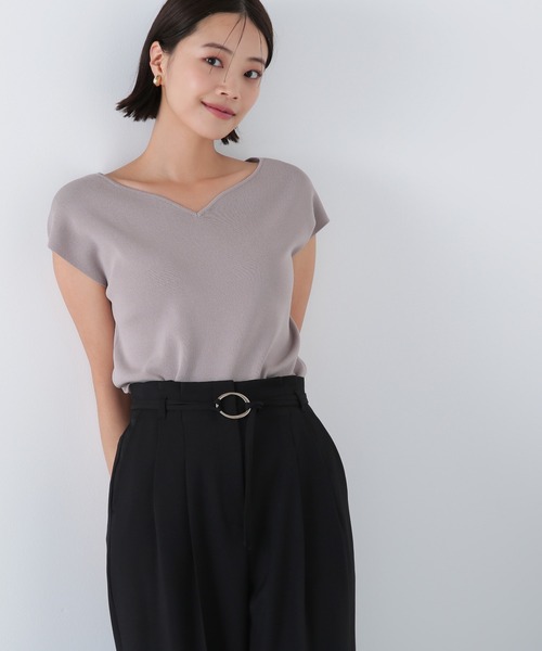 NATURAL BEAUTY BASIC(ナチュラルビューティーベーシック)の「◇総針ベーシックシリーズ ニュアンスネックニット(ニット/セーター・レディース・チャコールグレー/ブルー/ベージュ・FREE)」の15枚目の写真