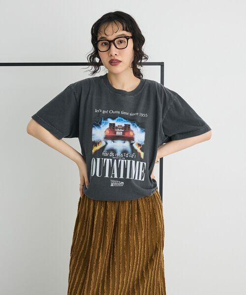 CRAFT STANDARD BOUTIQUE（クラフトスタンダードブティック）の「BACK TO THE FUTURE TEE【ユニセックス】（Tシャツ/カットソー・レディース・チャコールグレー・FREE）」の3枚目の写真