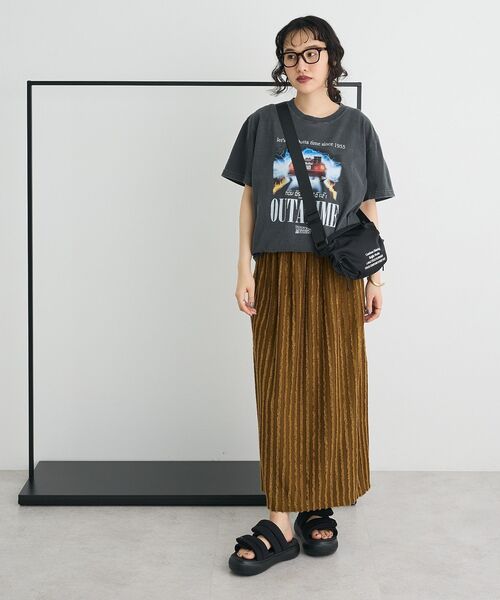 CRAFT STANDARD BOUTIQUE（クラフトスタンダードブティック）の「BACK TO THE FUTURE TEE【ユニセックス】（Tシャツ/カットソー・レディース・チャコールグレー・FREE）」の5枚目の写真